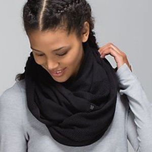 Lululemon Scarf